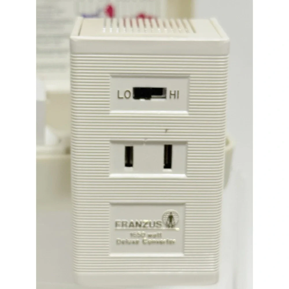 Franzus Travel Classics Dual Wattage International Converter Adapter Set